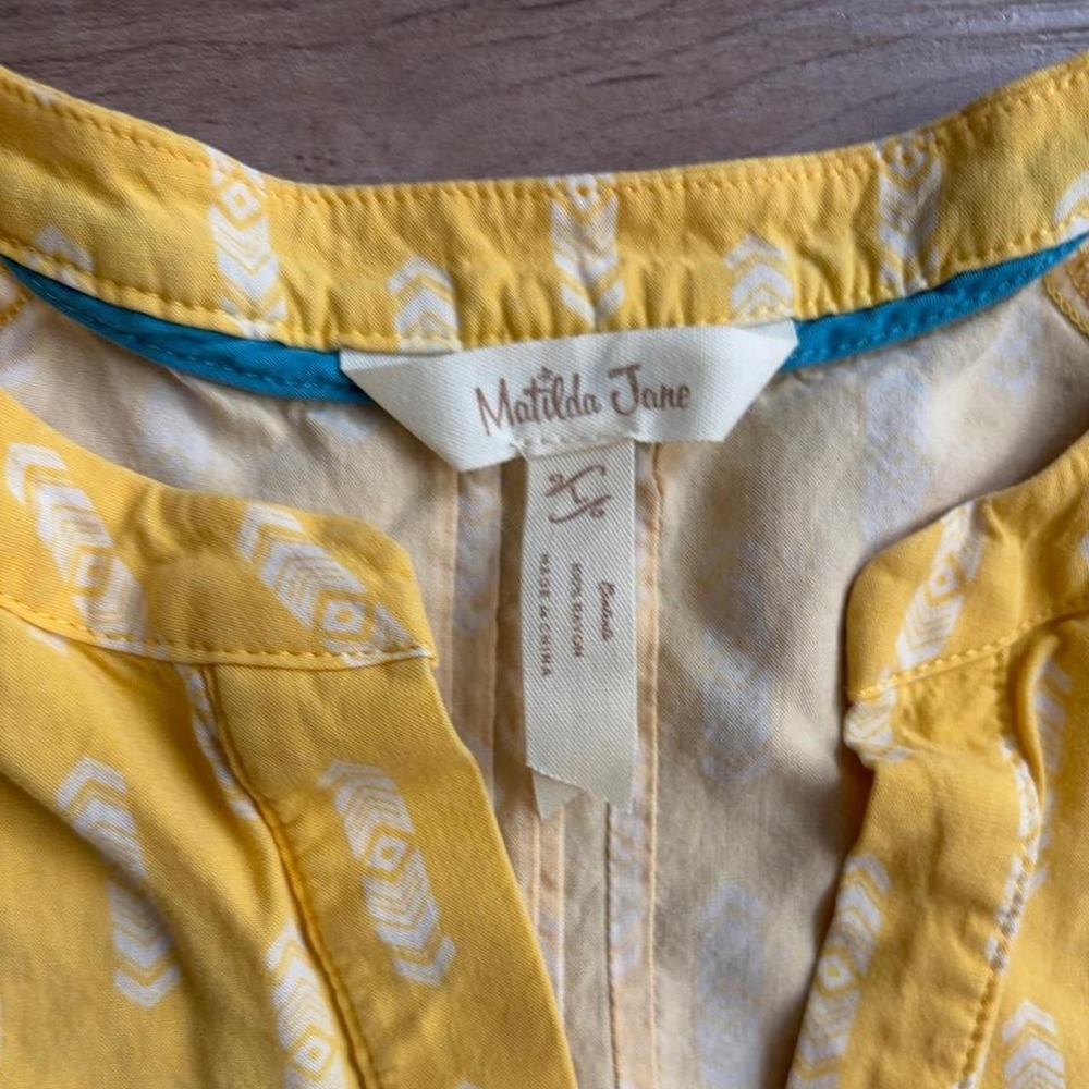 Matilda Jane Yellow Button Up Top Large - Picture 3 of 8